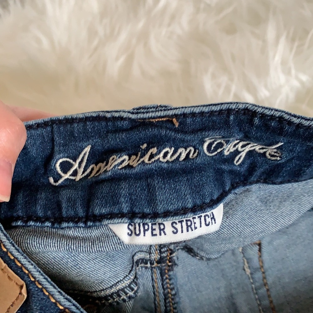 American Eagle Jean Shorts - Picture 5 of 6